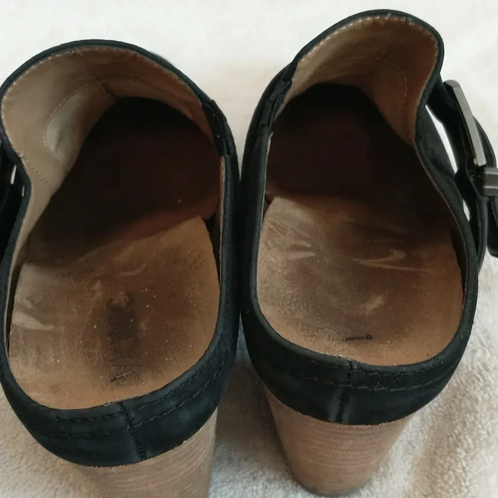 Vionic Black Suede Cheyenne‎ Mule Bootie With Adjustable Strap, Women's Size 8.5